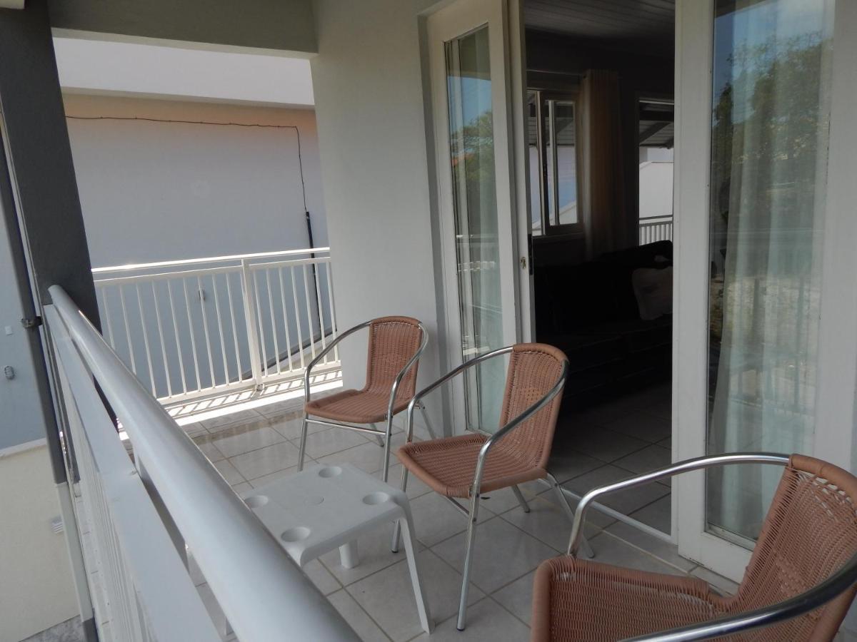 Casa Ampla No Centro, Piso Terreo Ou Superior Villa Bombinhas Buitenkant foto